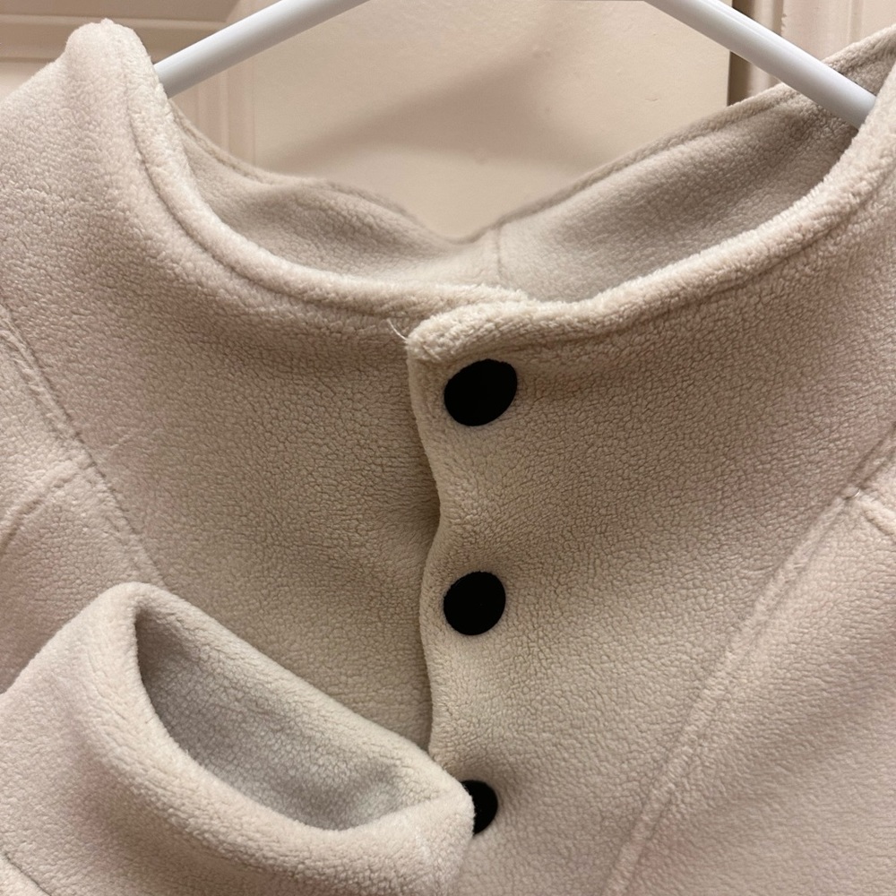 Brand new pullover